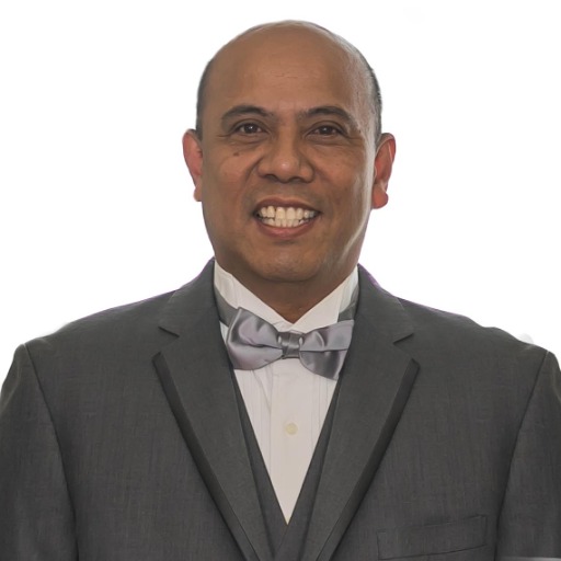 Mario Gamilo headshot