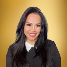 Kim Campbell headshot